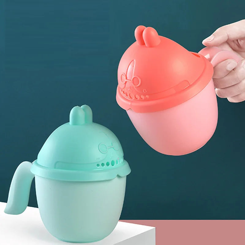 Cute Cartoon Baby Bath Caps Toddle Shampoo Cup Children Bathing Bailer Baby Shower Spoons Child Washing Hair Cup Kids Bath Tool